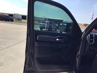2022 RAM 1500 Big Horn 4x4 Crew Cab 5'7" Box