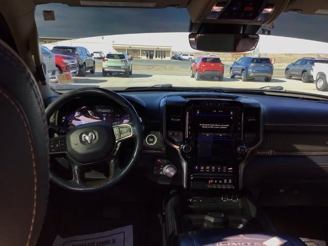 2019 RAM 1500 Limited 4x4 Crew Cab 5'7" Box