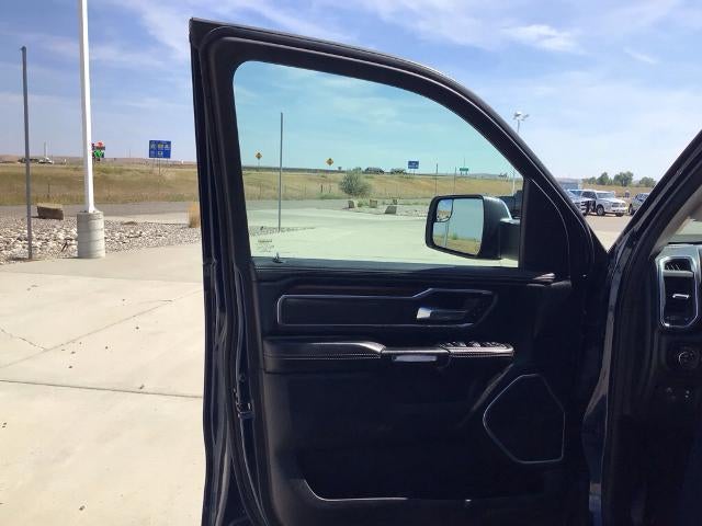 2022 RAM 1500 Laramie 4x4 Crew Cab 6'4" Box