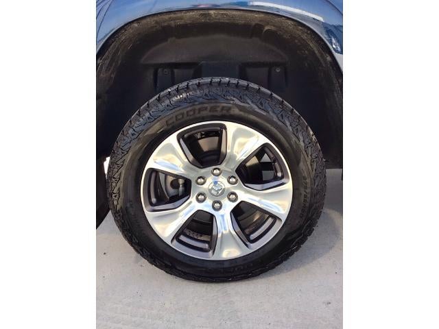 2022 RAM 1500 Laramie 4x4 Crew Cab 6'4" Box
