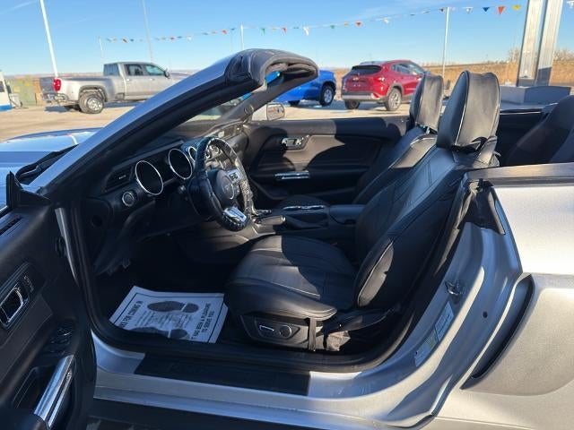 2016 Ford Mustang 2dr Conv V6