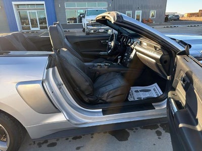 2016 Ford Mustang 2dr Conv V6