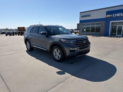 2023 Ford Explorer XLT 4WD