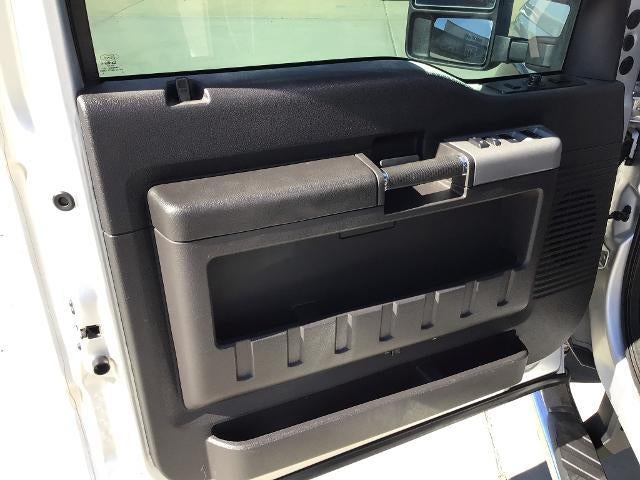 2015 Ford Super Duty F-350 SRW 4WD Crew Cab 6-3/4 Ft Box Lariat