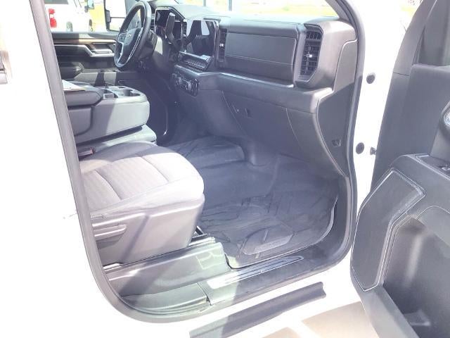 2024 Chevrolet Silverado 3500 HD Crew Cab Standard Box 4-Wheel Drive LT