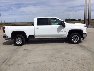 2024 Chevrolet Silverado 3500 HD Crew Cab Standard Box 4-Wheel Drive LT