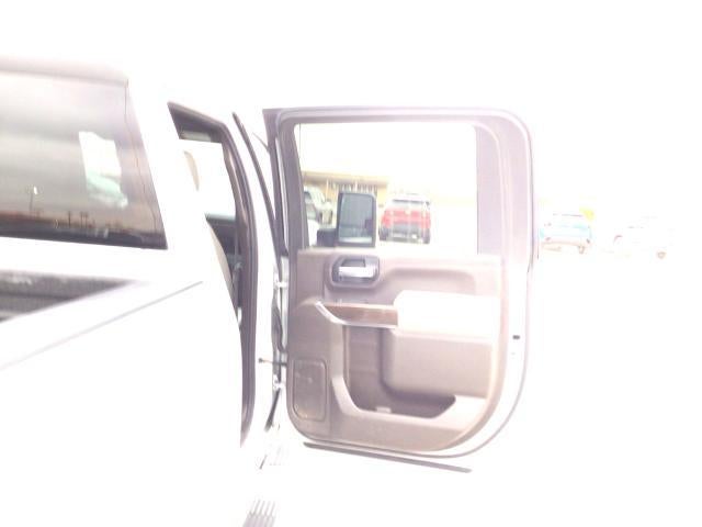 2020 Chevrolet Silverado 3500 HD Crew Cab Long Box 4-Wheel Drive LT