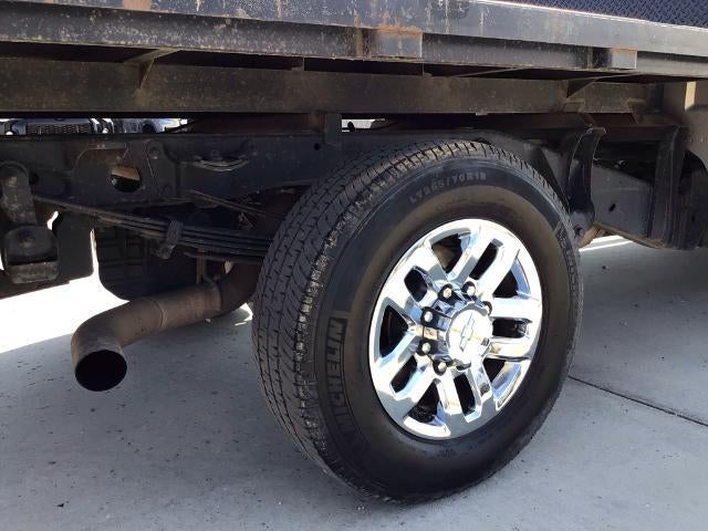 2011 Chevrolet Silverado 3500 HD Extended Cab Long Box 4-Wheel Drive Single Rear Wheel LT