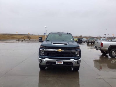 2025 Chevrolet Silverado 3500 HD Double Cab Long Box 4-Wheel Drive LT
