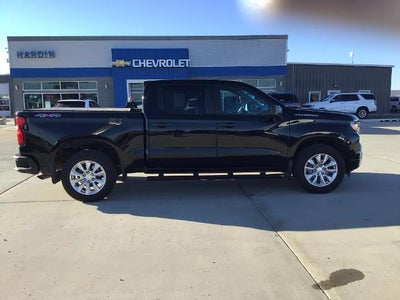 2022 Chevrolet Silverado 1500 Crew Cab Short Box 4-Wheel Drive Custom