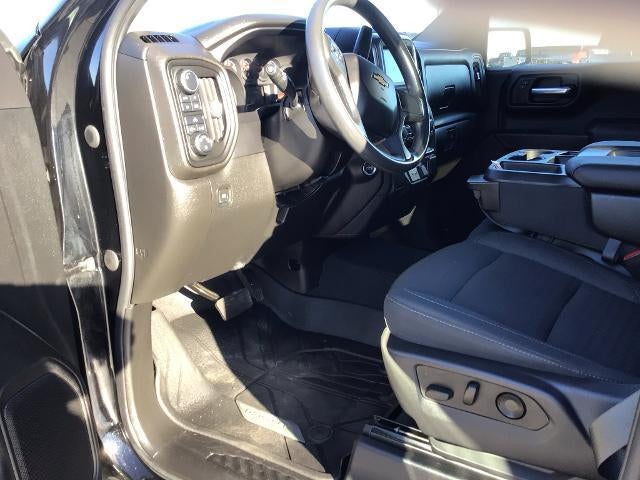 2022 Chevrolet Silverado 1500 Crew Cab Short Box 4-Wheel Drive Custom