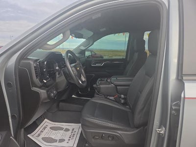 2025 Chevrolet Silverado 1500 Crew Cab Short Box 4-Wheel Drive LT 1LT