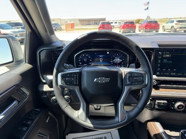 2023 Chevrolet Silverado 1500 Crew Cab Short Box 4-Wheel Drive RST
