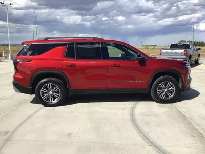 2024 Chevrolet Traverse LT w/2LT