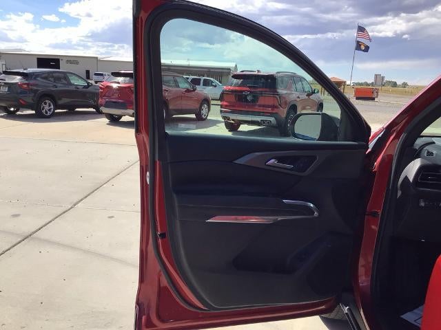 2024 Chevrolet Traverse LT w/2LT