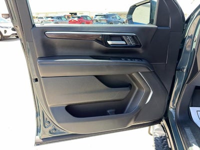 2025 Chevrolet Suburban 4WD Z71