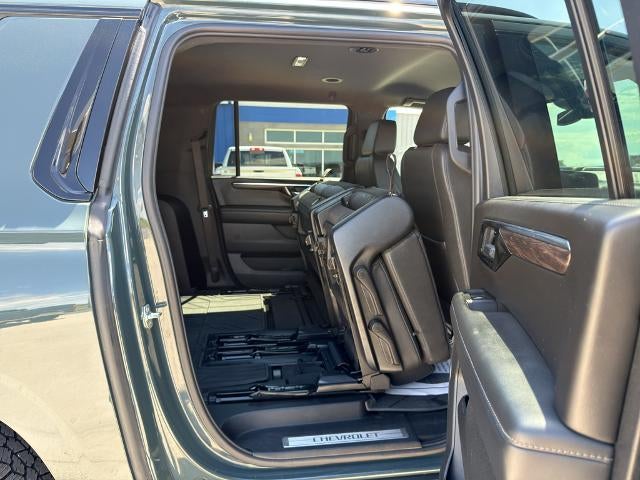 2025 Chevrolet Suburban 4WD Z71