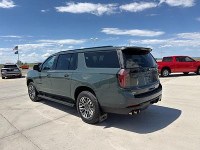 2025 Chevrolet Suburban 4WD Z71