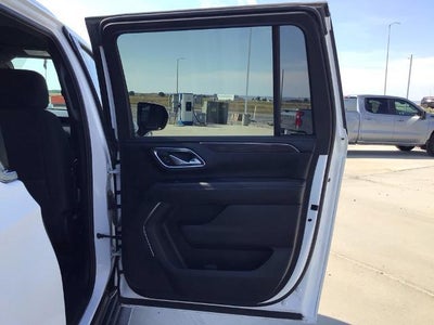 2023 Chevrolet Suburban 4WD LS