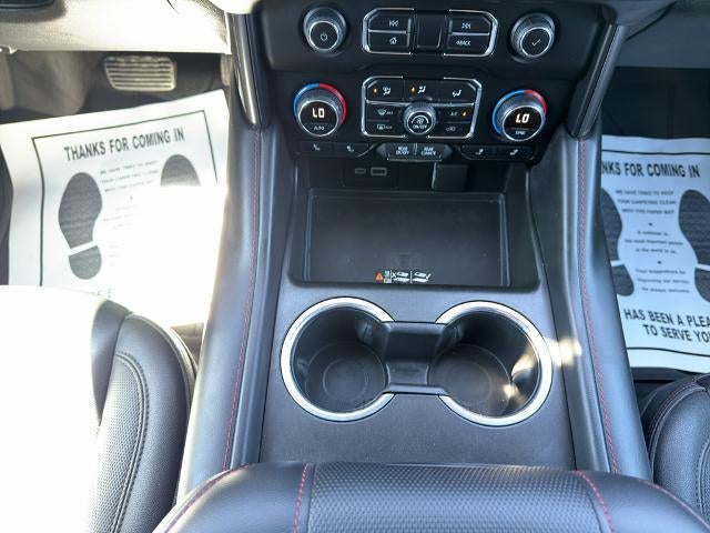2023 Chevrolet Suburban 4WD RST