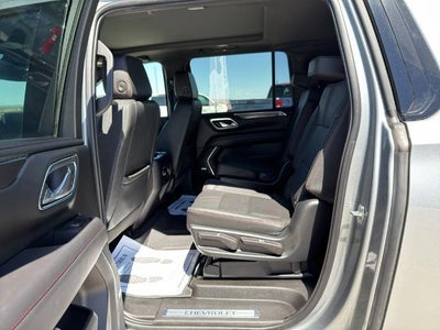 2023 Chevrolet Suburban 4WD RST