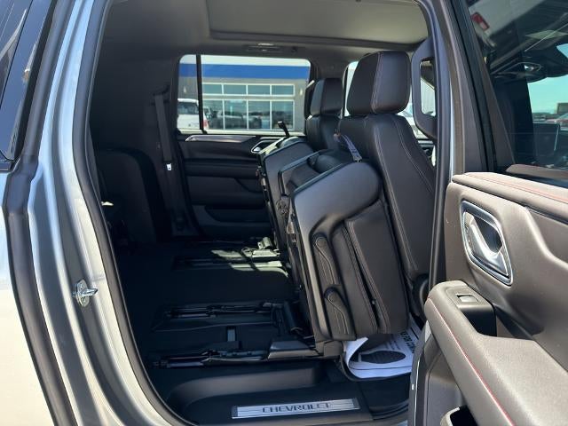 2023 Chevrolet Suburban 4WD RST