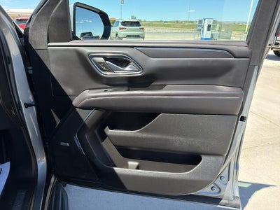 2023 Chevrolet Suburban 4WD RST