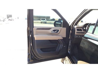 2023 Chevrolet Suburban 4WD Premier