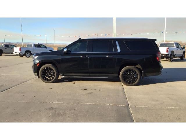 2023 Chevrolet Suburban 4WD Premier