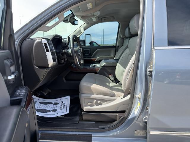 2015 GMC Sierra 2500 HD Crew Cab Long Box 4-Wheel Drive SLT