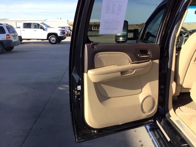 2012 GMC Sierra 3500 HD Crew Cab Standard Box 4-Wheel Single Rear Wheel Denali