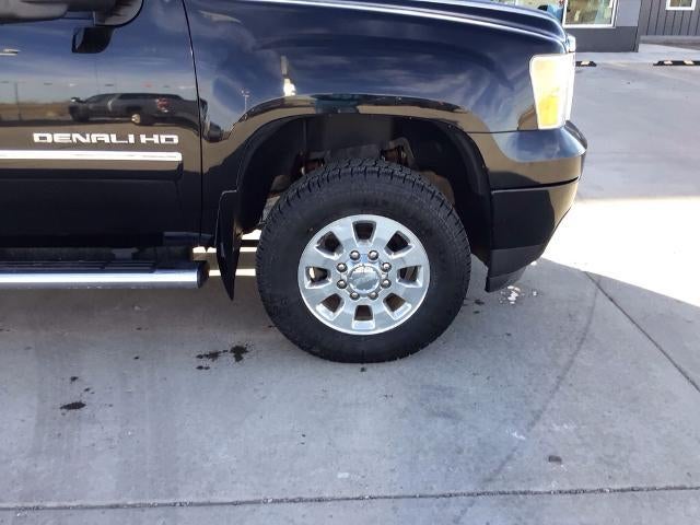 2012 GMC Sierra 3500 HD Crew Cab Standard Box 4-Wheel Single Rear Wheel Denali