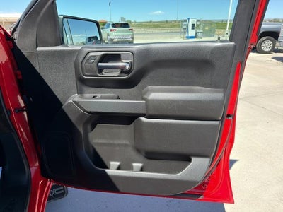 2024 GMC Sierra 1500 Crew Cab Short Box 4-Wheel Drive Pro