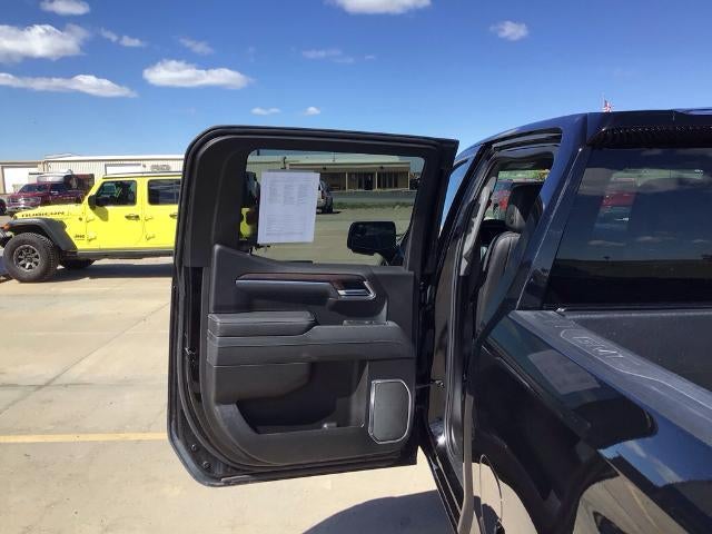 2025 GMC Sierra 1500 Crew Cab Short Box 4-Wheel Drive SLT