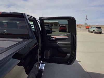 2023 GMC Sierra 1500 Crew Cab Short Box 4-Wheel Drive Denali