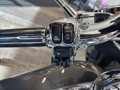 2011 HARLEY DAVIDSON ROAD GLIDE ULTRA Base