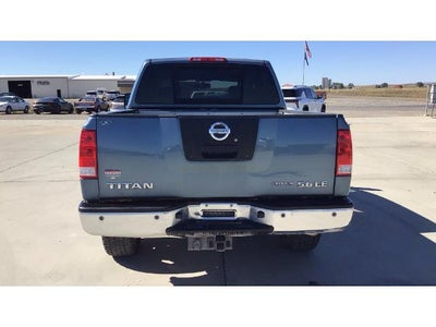 2010 Nissan Titan 4WD Crew Cab Short Bed LE