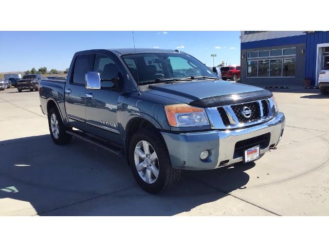 2010 Nissan Titan 4WD Crew Cab Short Bed LE
