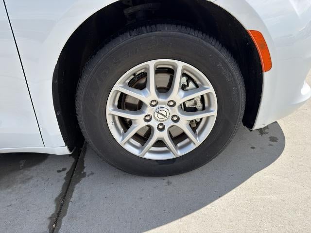 2024 Chrysler Voyager LX FWD