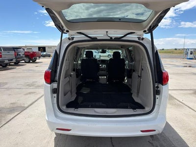 2024 Chrysler Voyager LX FWD