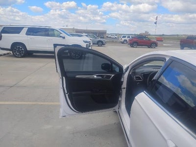 2017 Ford Fusion SE FWD