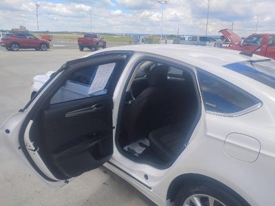 2017 Ford Fusion SE FWD