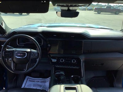 2022 GMC Sierra 1500 Crew Cab Short Box 4-Wheel Drive AT4
