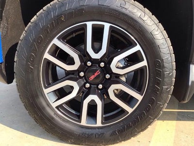 2022 GMC Sierra 1500 Crew Cab Short Box 4-Wheel Drive AT4