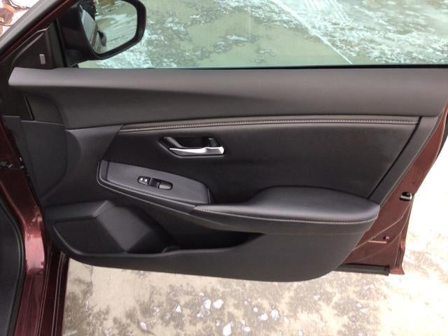 2022 Nissan Sentra SV CVT