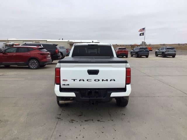 2024 Toyota Tacoma 4WD 4WD TRD Off Road Double Cab 6' Bed AT (Natl)