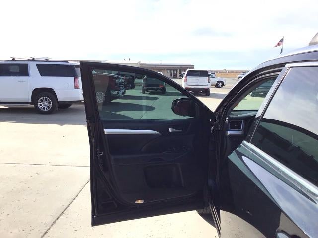 2019 Toyota Highlander XLE V6 AWD (Natl)