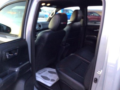 2017 Toyota Tacoma TRD Pro Double Cab 5' Bed V6 4x4 AT (Natl)