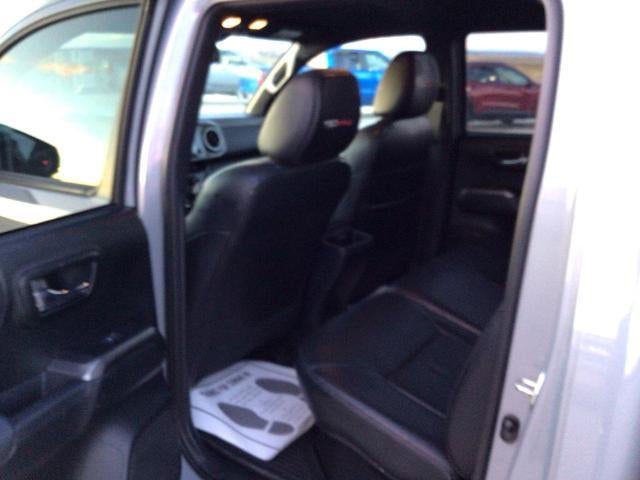 2017 Toyota Tacoma TRD Pro Double Cab 5' Bed V6 4x4 AT (Natl)