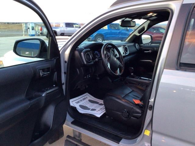 2017 Toyota Tacoma TRD Pro Double Cab 5' Bed V6 4x4 AT (Natl)